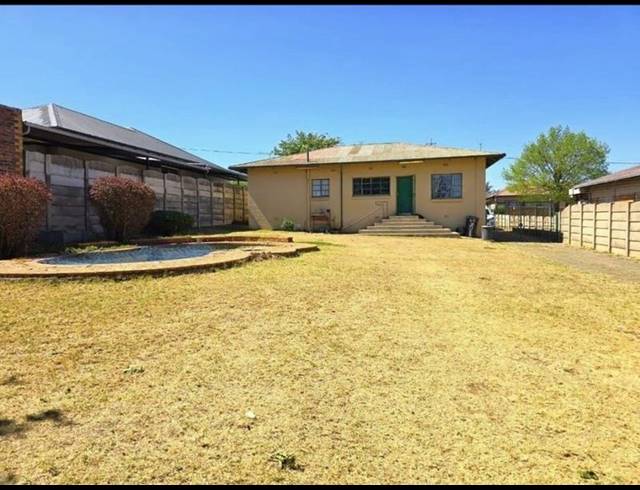 3 BEDROOM HOUSE FOR SALE IN HOMESTEAD